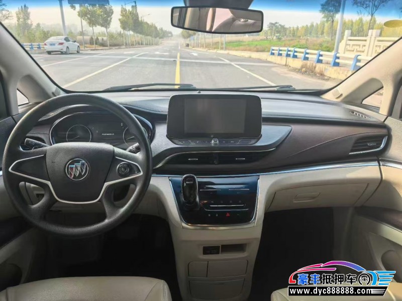 22年别克GL8轿车抵押车出售