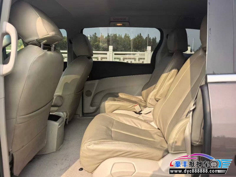 22年别克GL8轿车抵押车出售