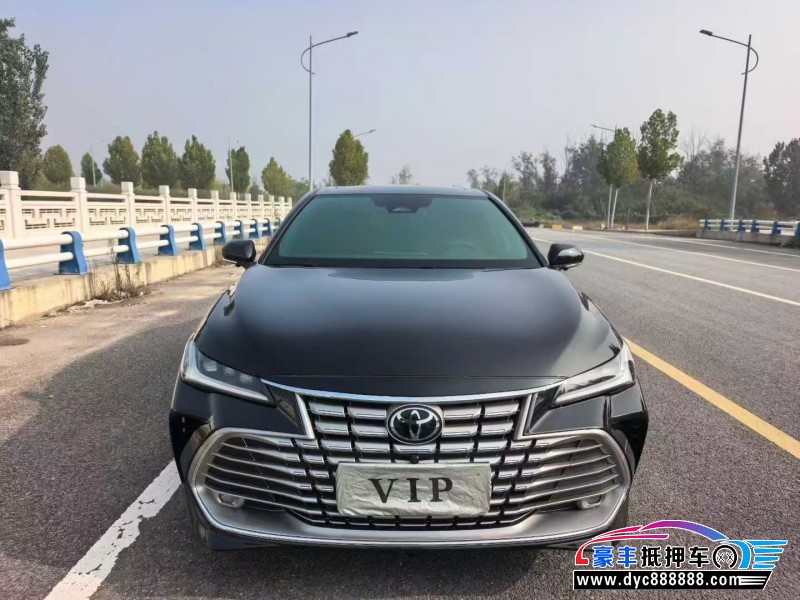 抵押车出售25年丰田亚洲龙轿车