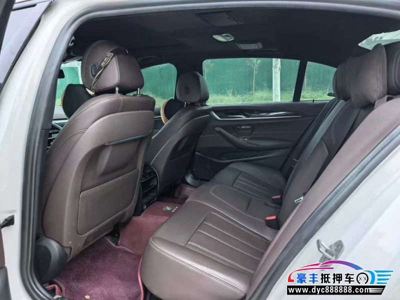 20年宝马5系轿车抵押车出售