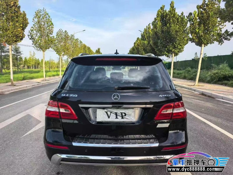 14年奔驰ML轿车抵押车出售