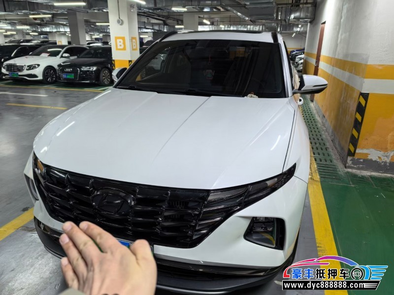 抵押车出售23年现代途胜轿车