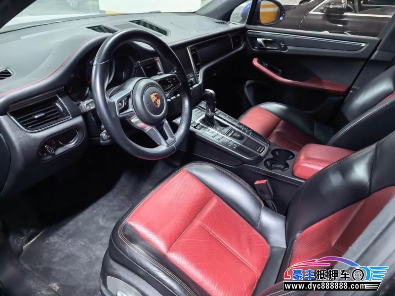 17年保时捷Macan迈凯轿车抵押车出售