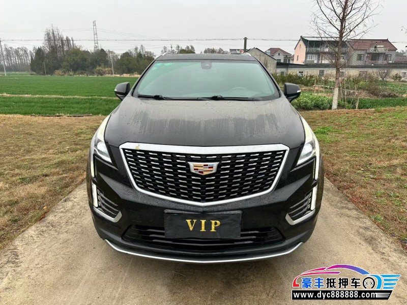 抵押车出售19年凯迪拉克XT5轿车