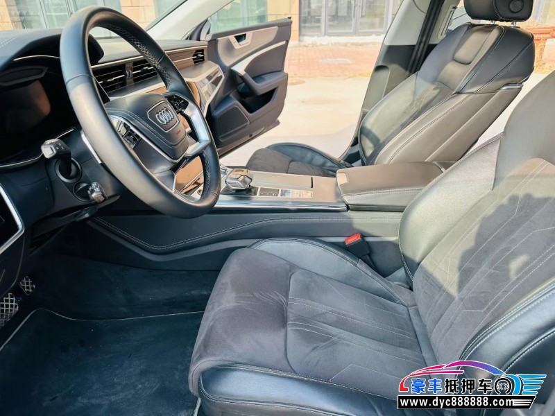 24年奥迪A7轿车抵押车出售