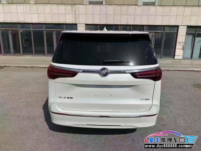 25年别克GL8轿车抵押车出售