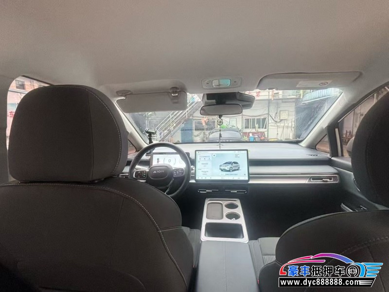 25年埃安Y轿车抵押车出售