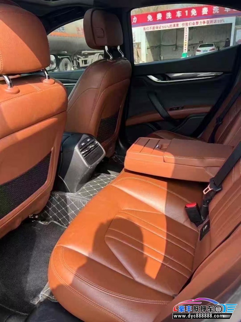 15年玛莎拉蒂Ghibli轿车抵押车出售