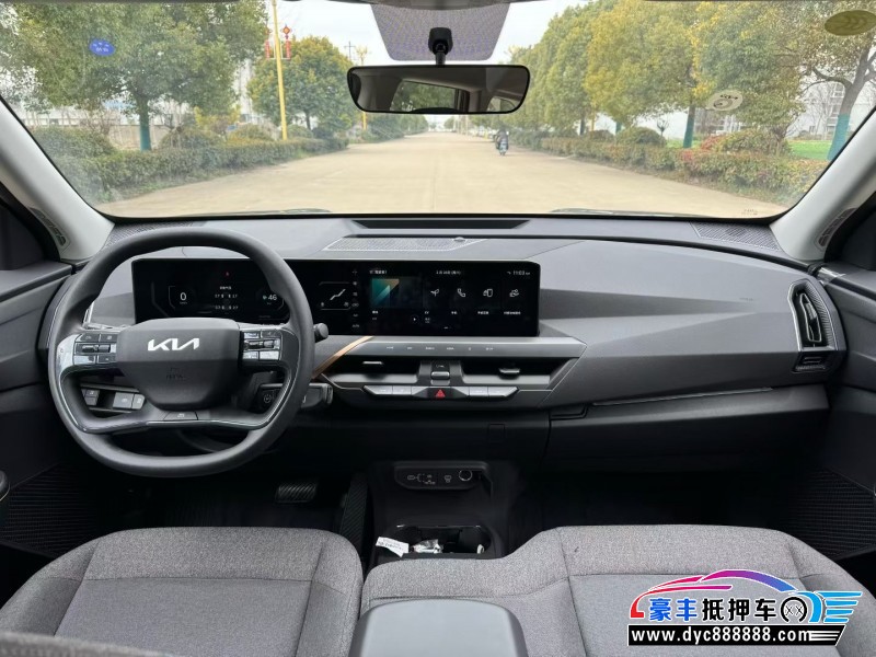 26年起亚EV5轿车抵押车出售