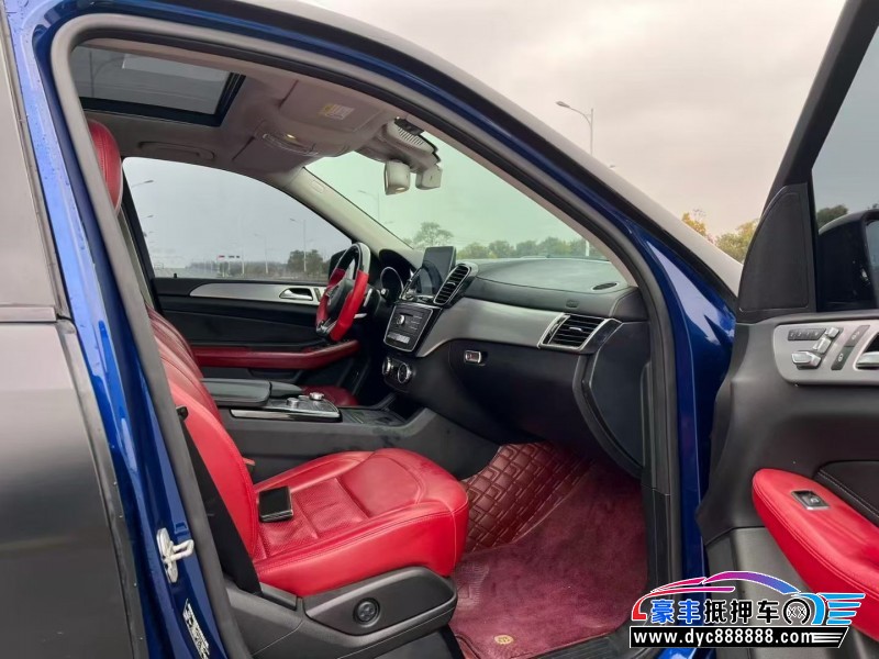 18年奔驰GLE AMG轿车抵押车出售