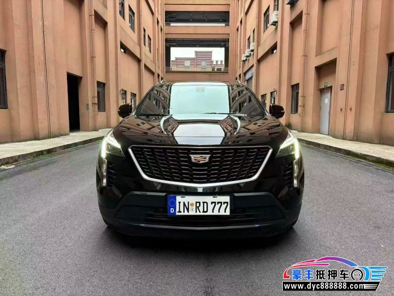 抵押车出售23年凯迪拉克XT4轿车