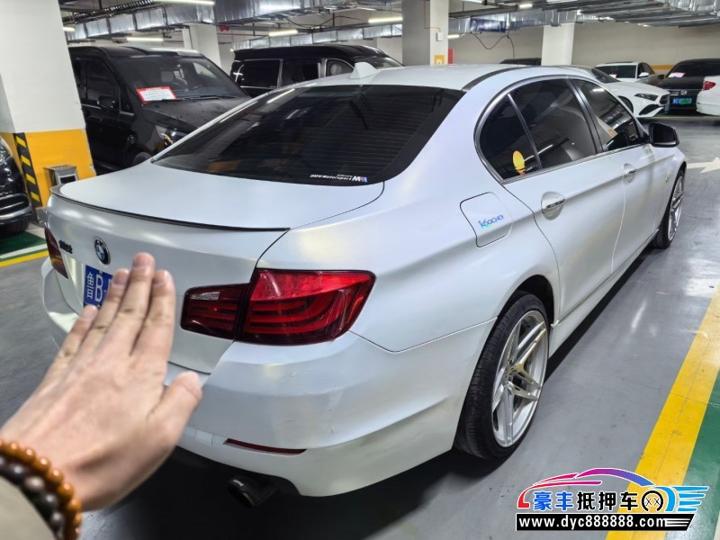 11年宝马5系轿车抵押车出售