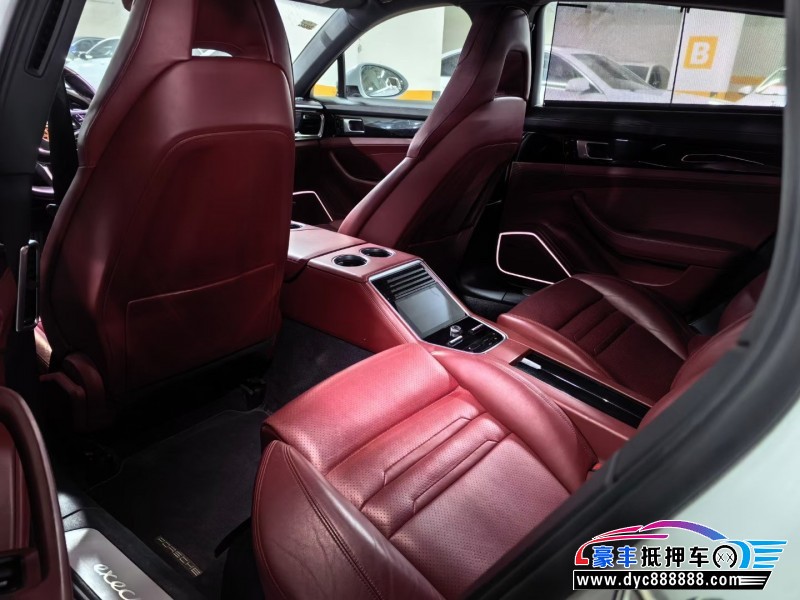 20年保时捷帕纳梅拉轿车抵押车出售