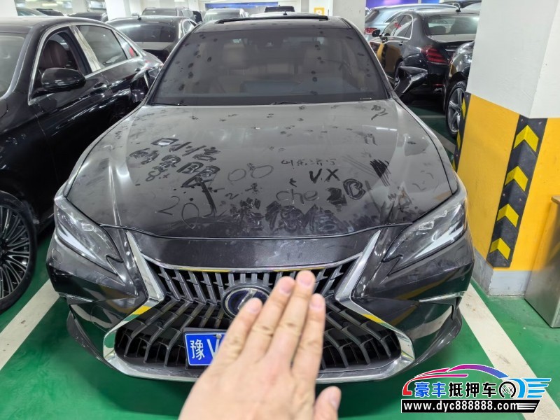 22年雷克萨斯ES轿车抵押车出售