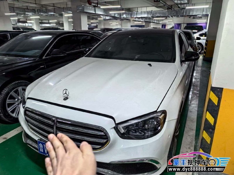 20年奔驰E轿车抵押车出售