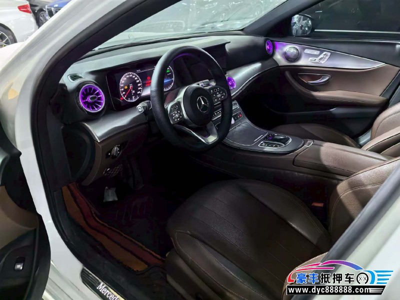 20年奔驰E轿车抵押车出售