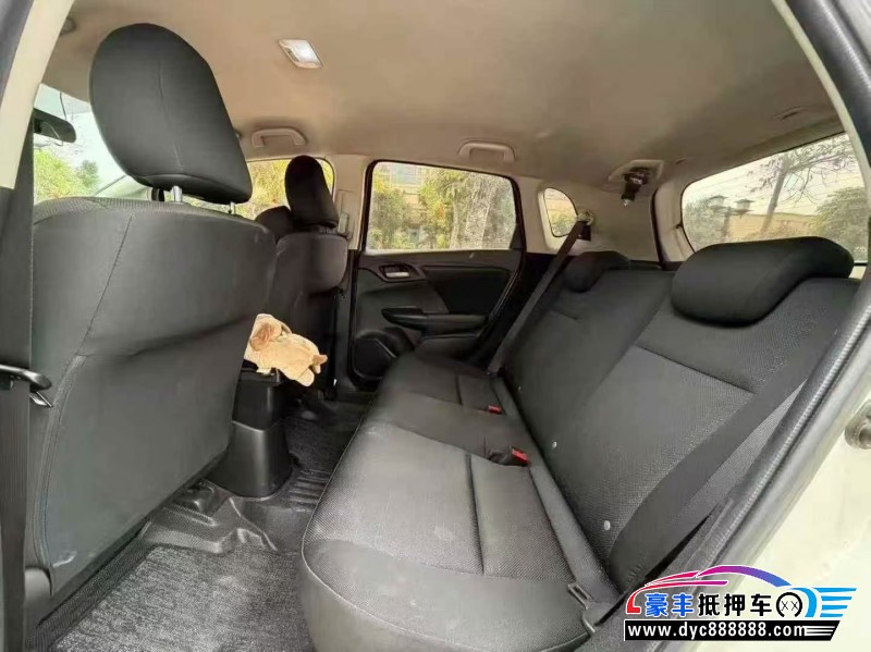 19年本田飞度轿车抵押车出售