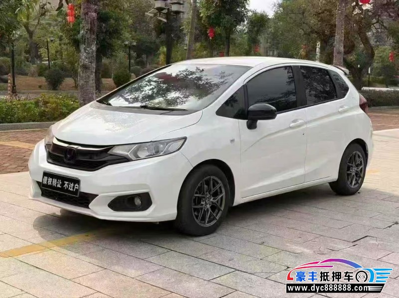 19年本田飞度轿车抵押车出售