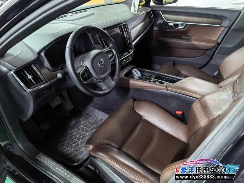 24年沃尔沃S90轿车抵押车出售