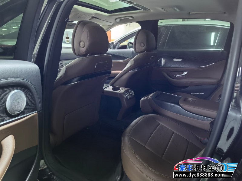 18年奔驰E轿车抵押车出售