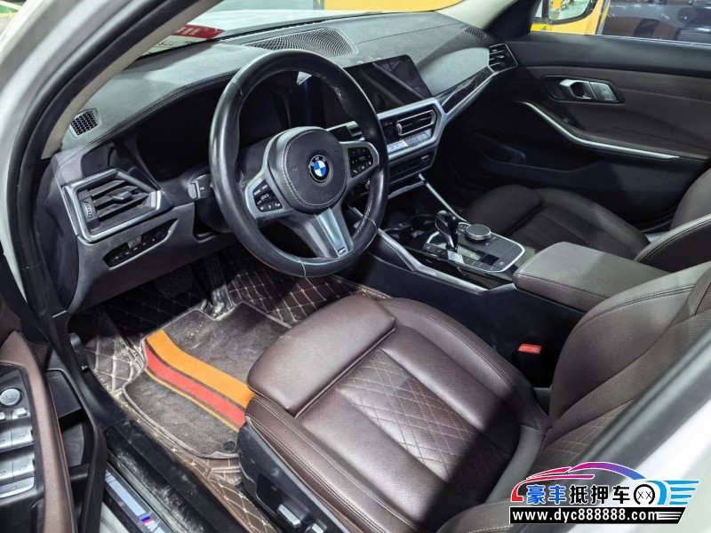 22年宝马3系轿车抵押车出售