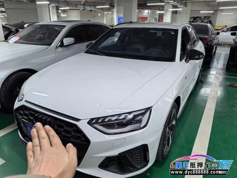 抵押车出售23年奥迪A4L轿车