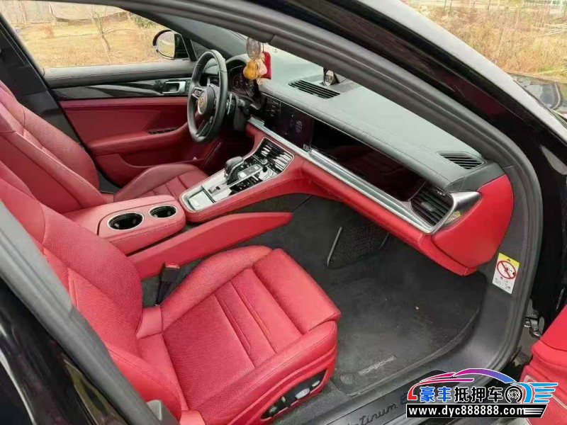 24年保时捷帕纳梅拉轿车抵押车出售