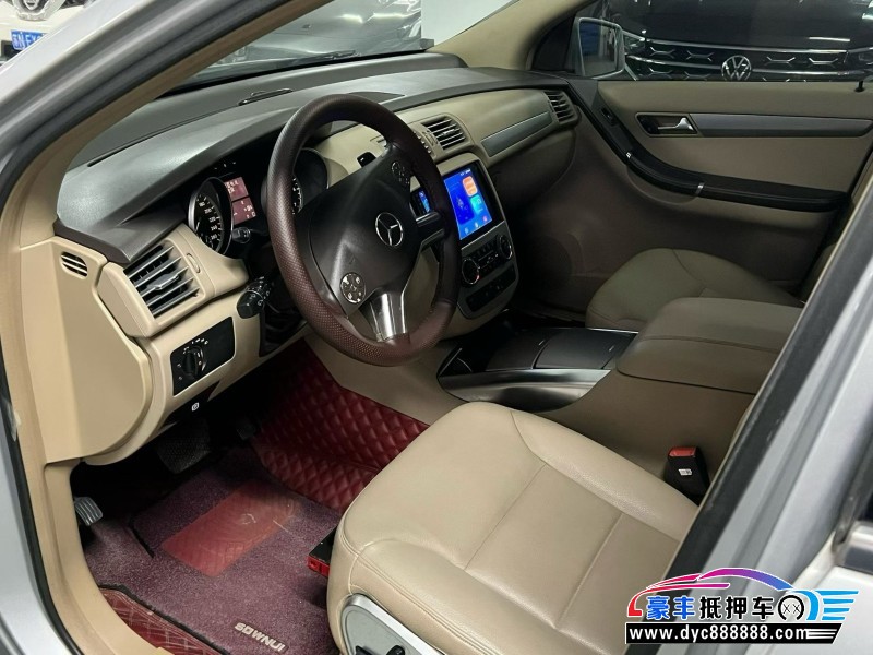 12年奔驰R轿车抵押车出售