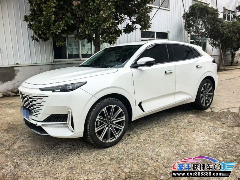 24年长安长安UNI轿车抵押车出售