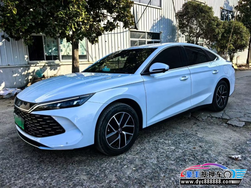 24年比亚迪秦轿车抵押车出售