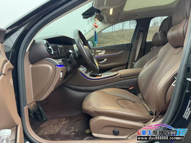 23年奔驰E轿车抵押车出售