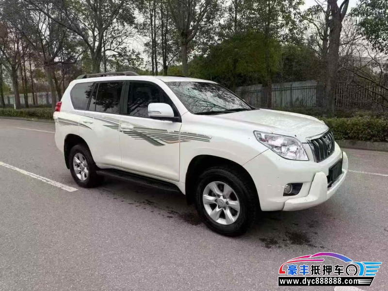 13年丰田普拉多（霸道）轿车抵押车出售