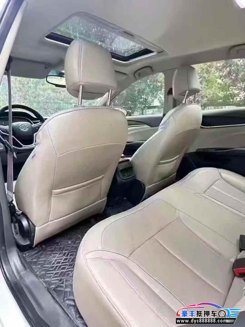 20年别克英朗轿车抵押车出售