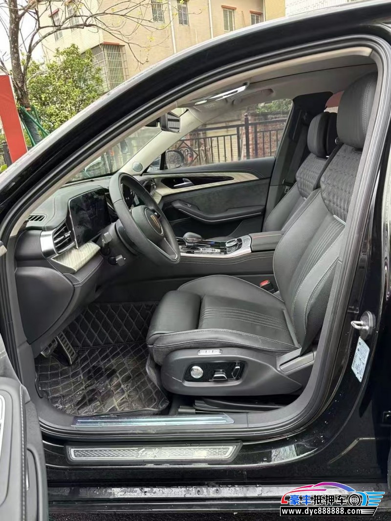 22年红旗H9轿车抵押车出售