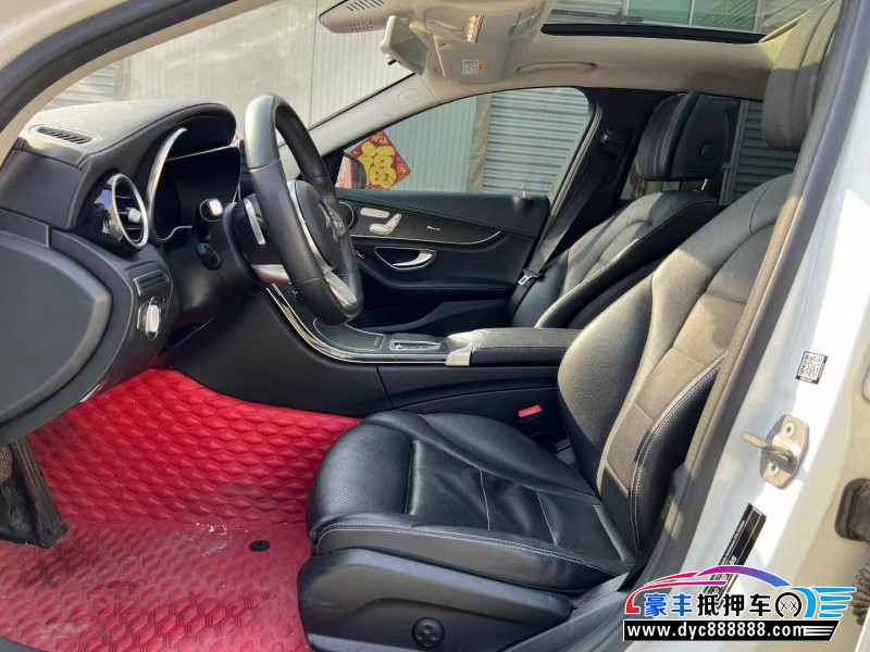 20年奔驰C轿车抵押车出售