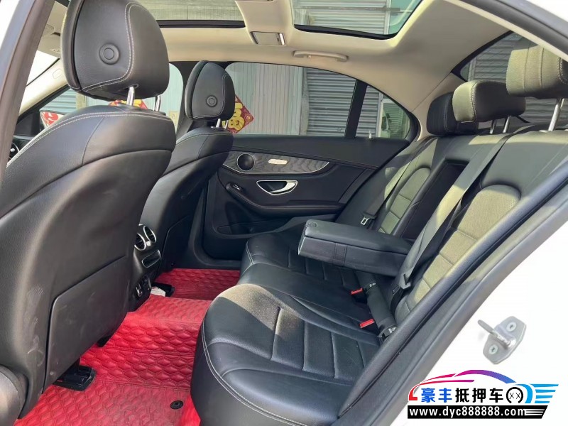 20年奔驰C轿车抵押车出售