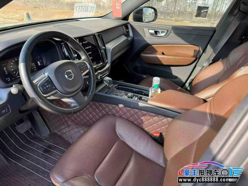 21年沃尔沃XC60SUV抵押车出售