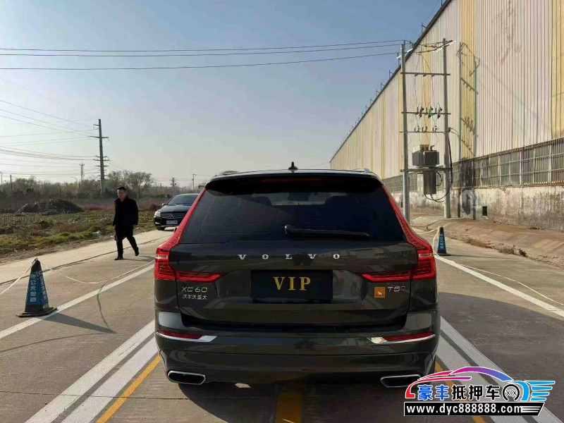 21年沃尔沃XC60SUV抵押车出售