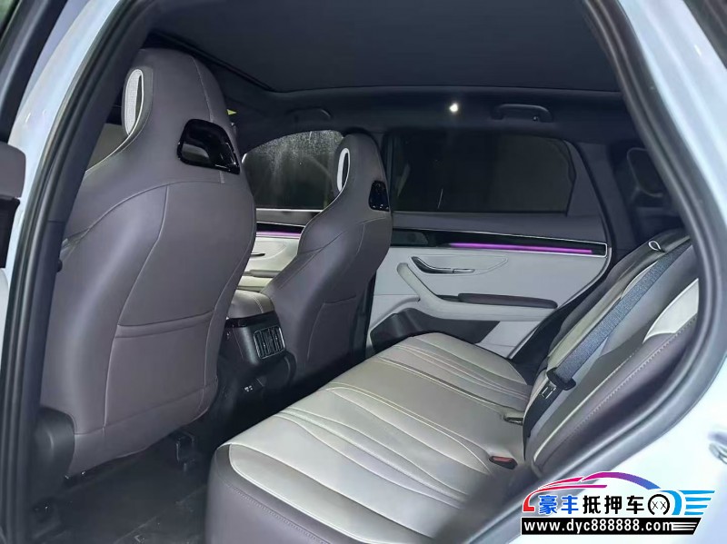 25年比亚迪宋轿车抵押车出售