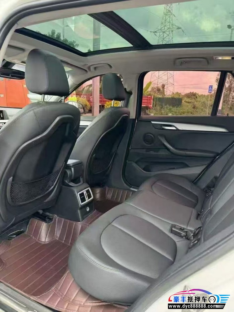 16年宝马X1轿车抵押车出售