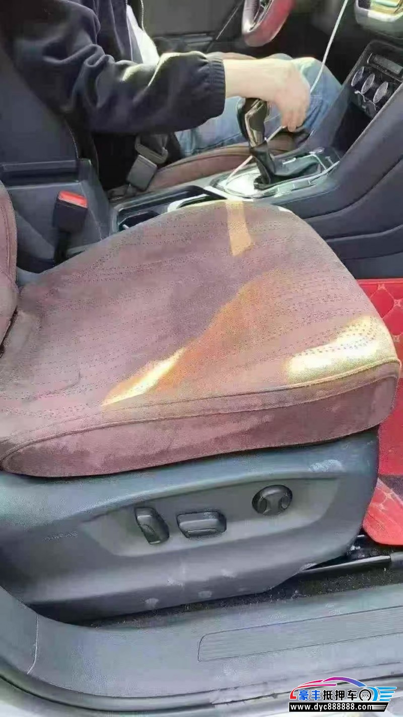 17年大众途观L轿车抵押车出售