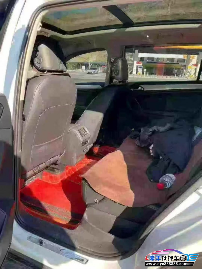 17年大众途观L轿车抵押车出售