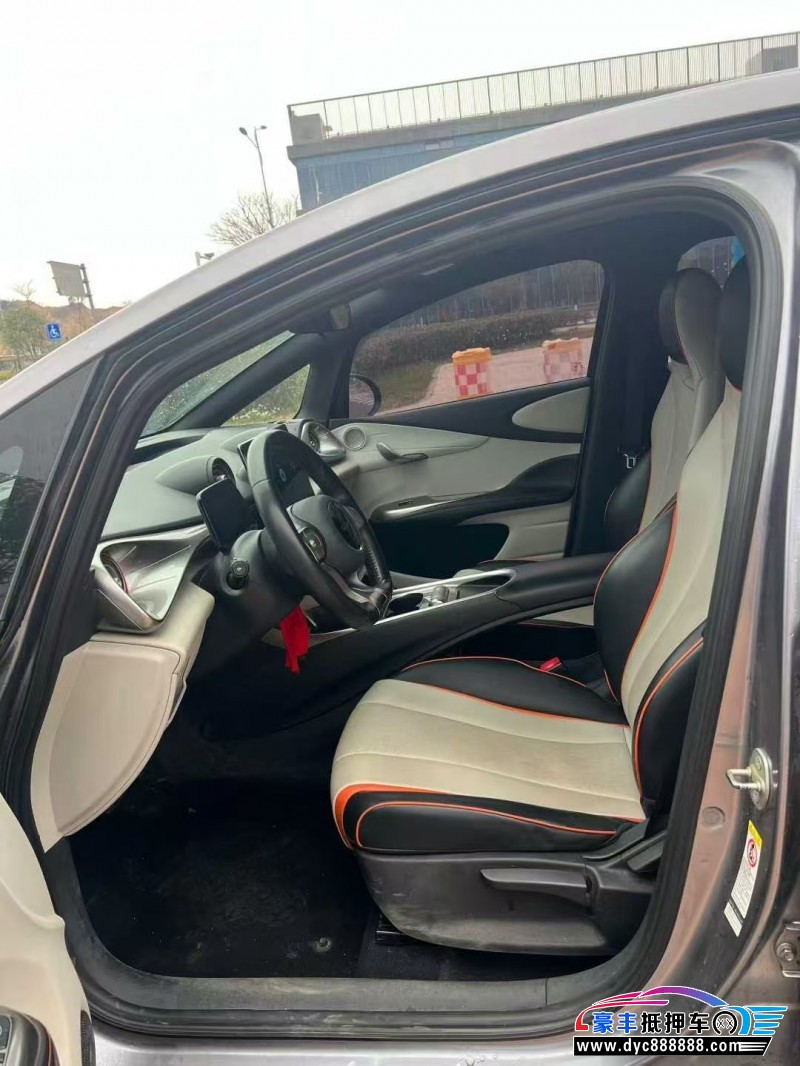 22年比亚迪海豚轿车抵押车出售