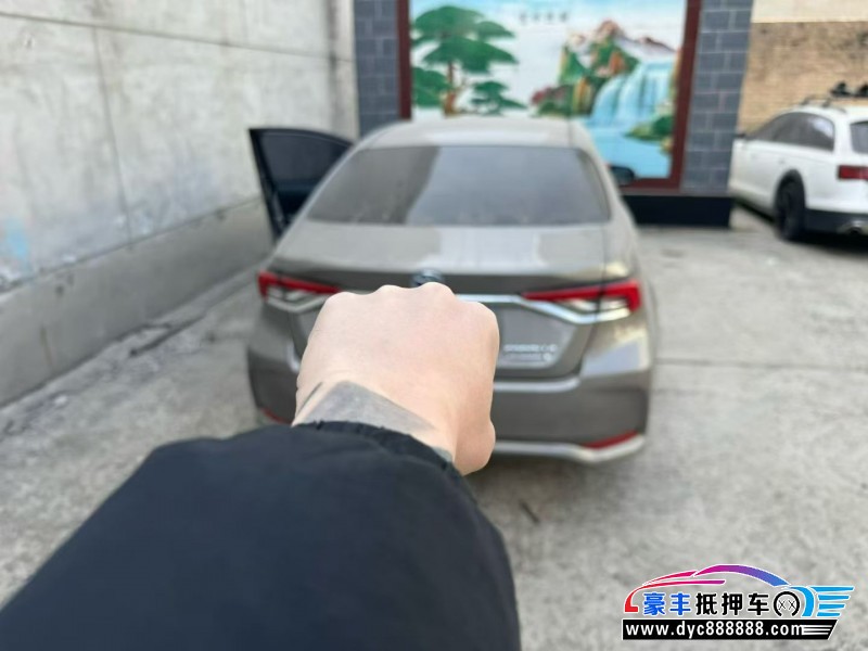 22年丰田卡罗拉轿车抵押车出售