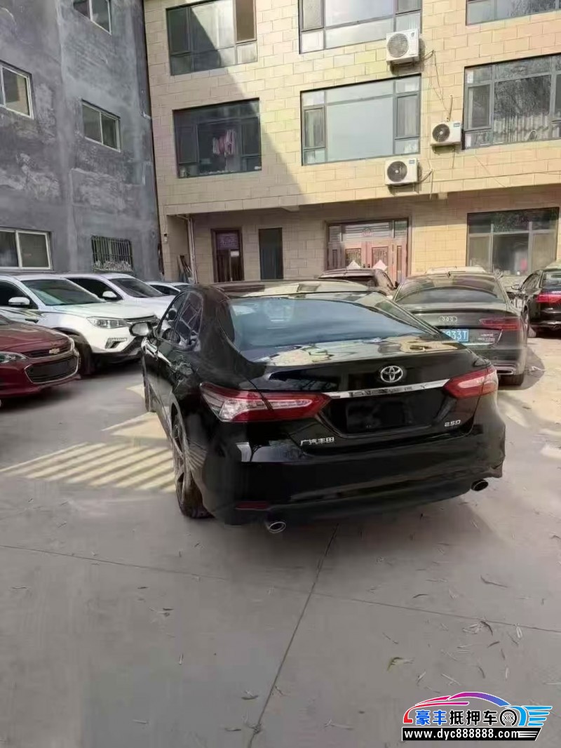 21年丰田凯美瑞轿车抵押车出售