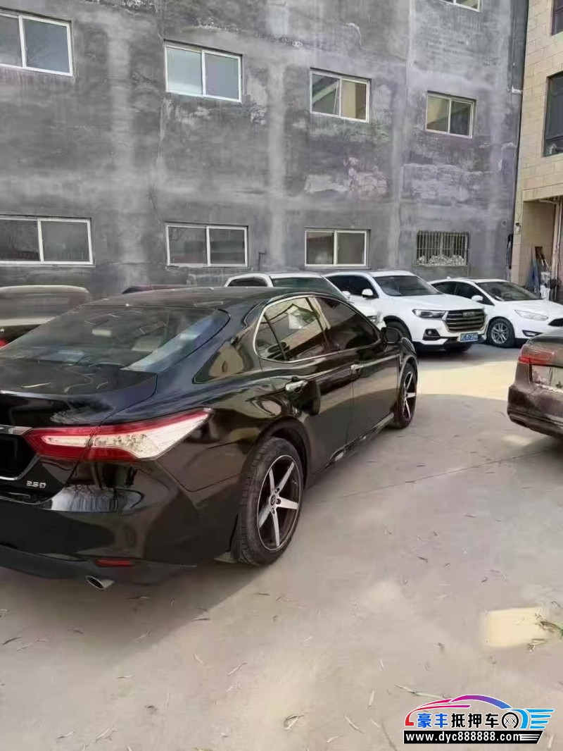 21年丰田凯美瑞轿车抵押车出售