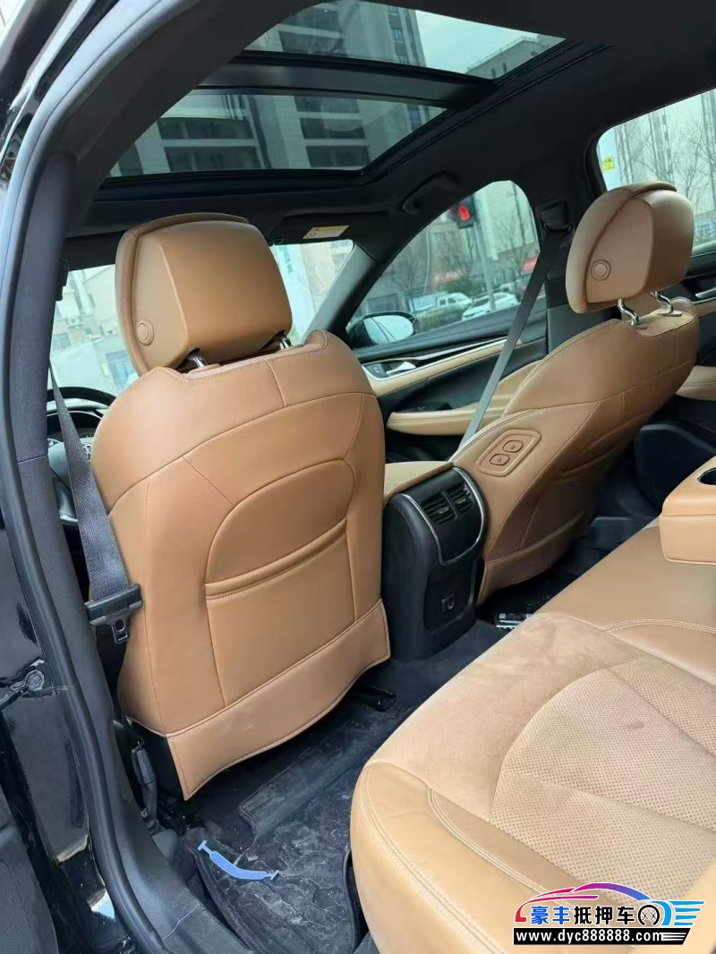 20年别克君越轿车抵押车出售