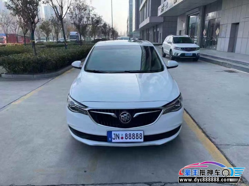 抵押车出售18年别克英朗轿车