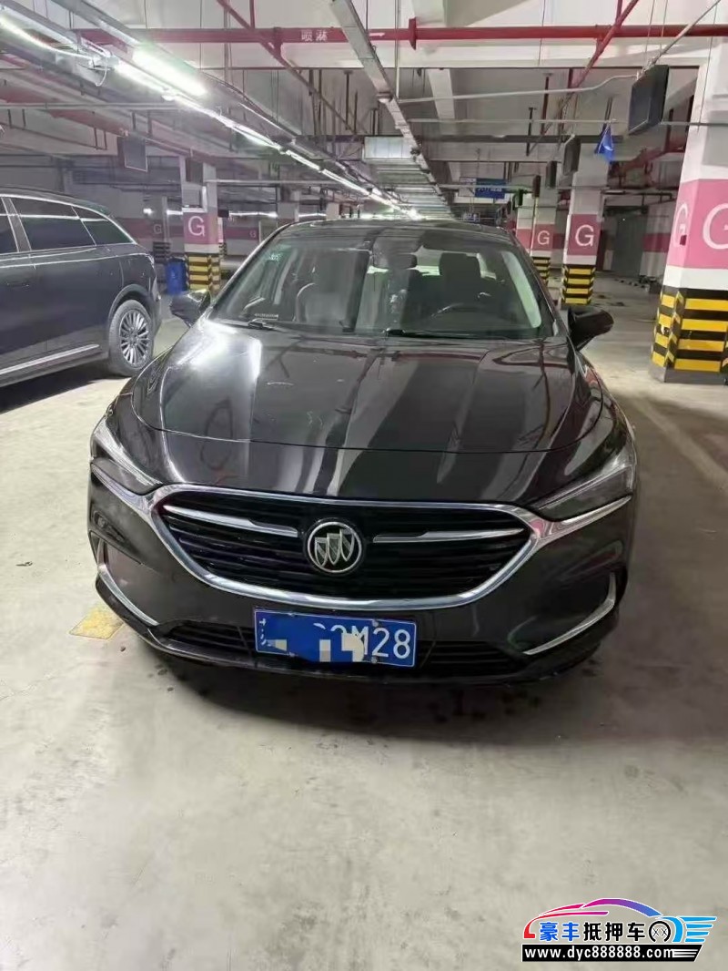 抵押车出售20年别克君越轿车