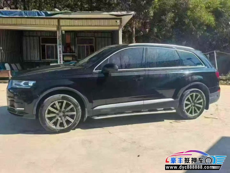 16年奥迪Q7轿车抵押车出售